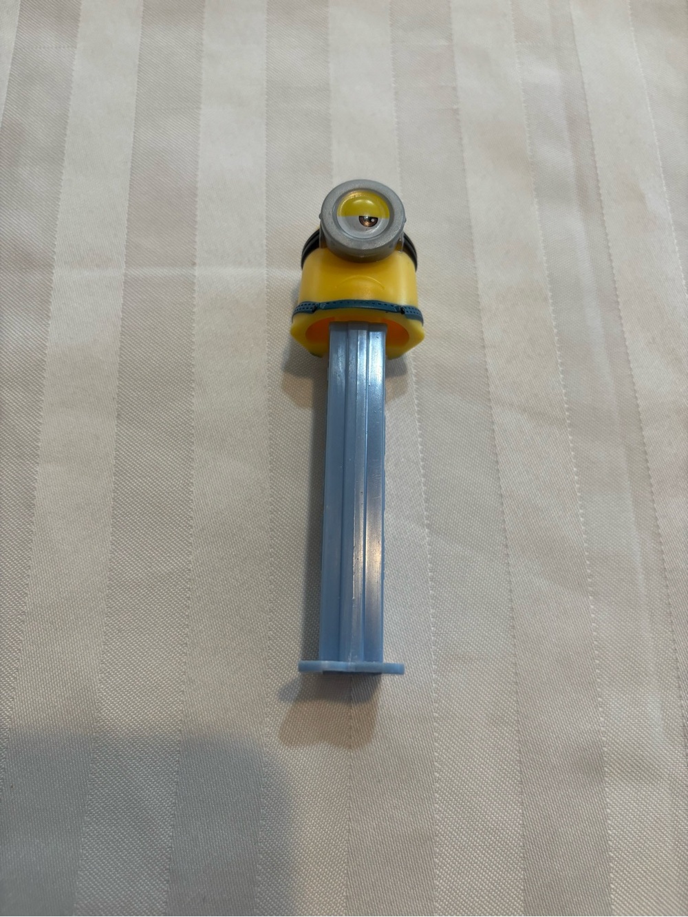 Despicable Me One-Eye Minion Pez Dispenser (Good Condition)